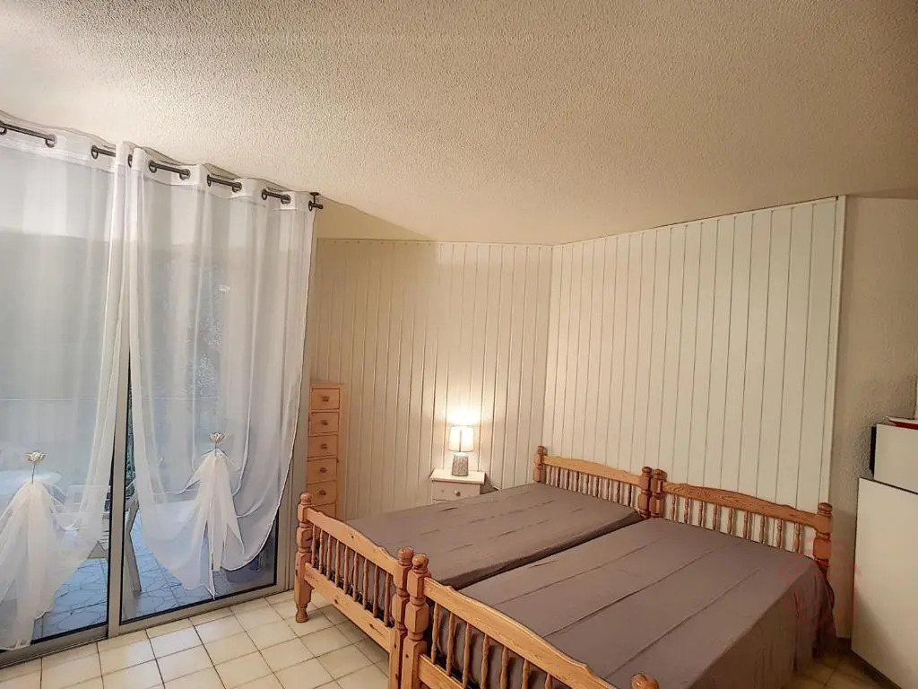 Appartement Lamalou-les-Bains, 1 pièce, 2 personnes - FR-1-451-89