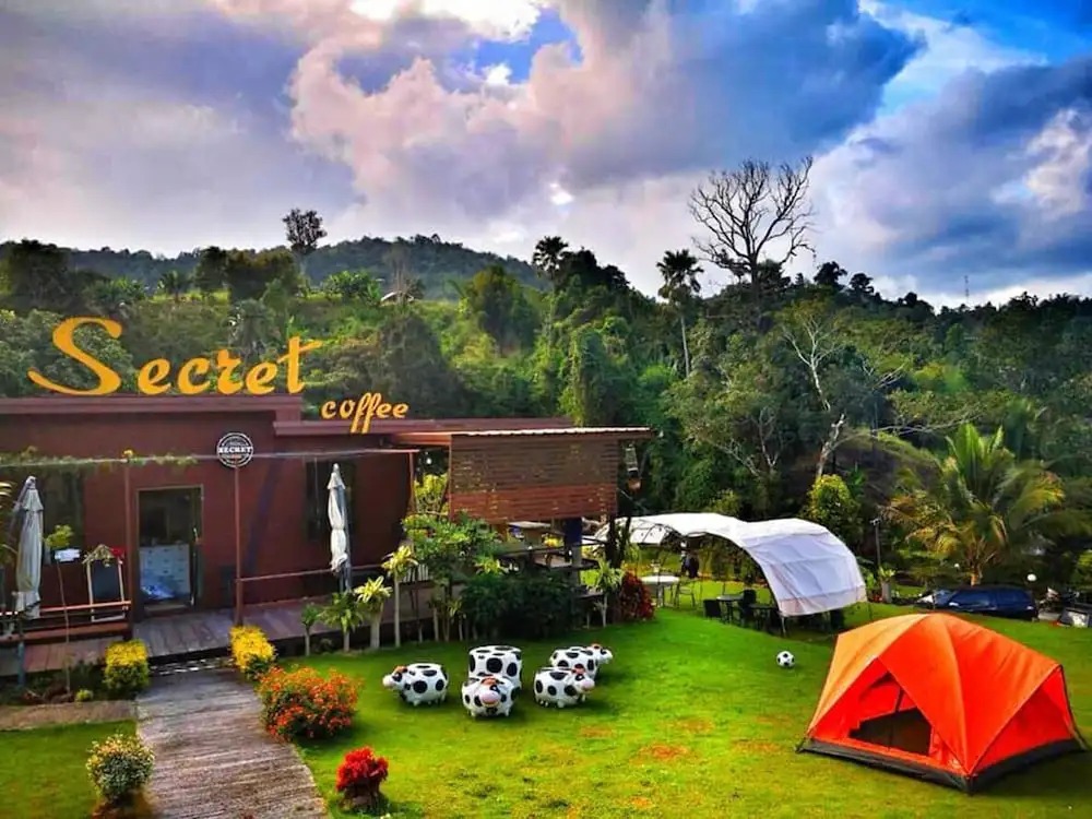 Secret resort and coffee