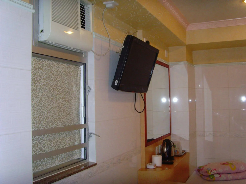 Yue Ka Hotel - 52-54 Argyle Street