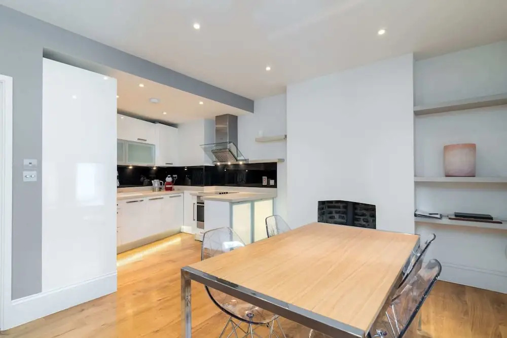 Modern 2br Home in Trendy Dalston W Balcony by Guestready