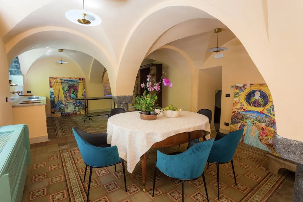 Palazzo Previtera Rooms & Restaurant