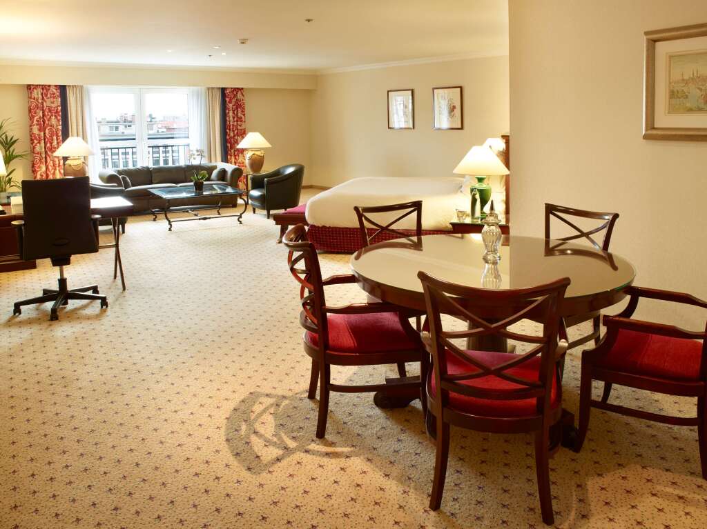 Hilton Antwerp Old Town