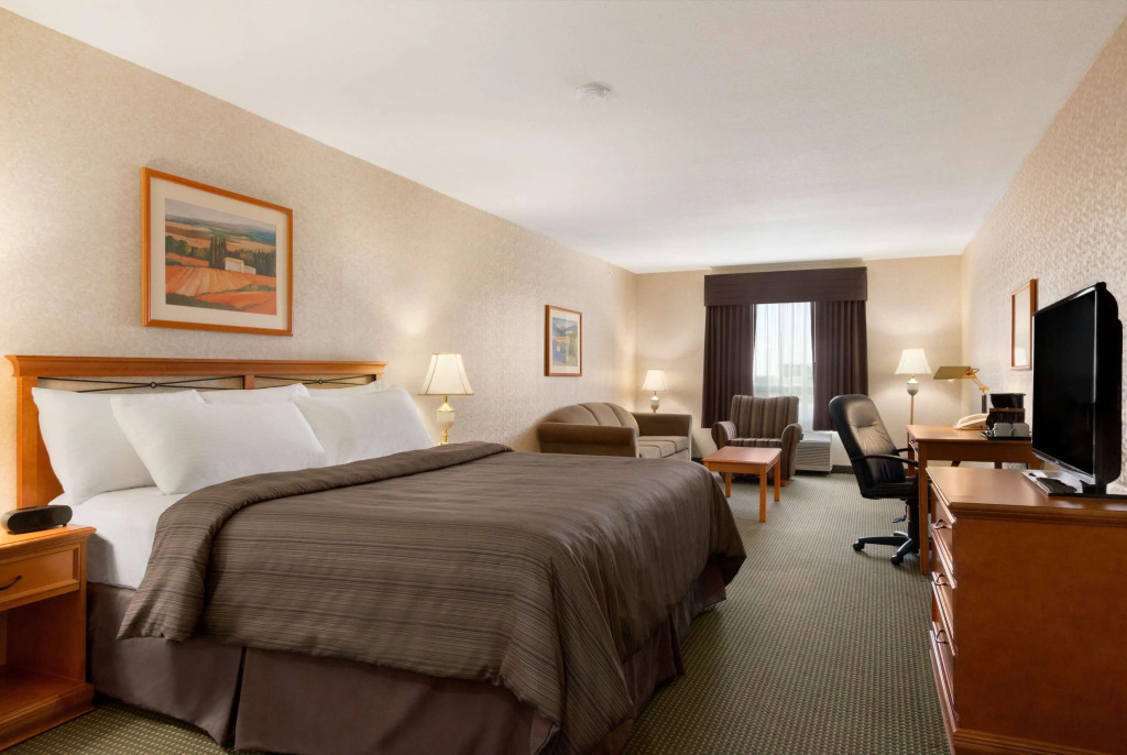 Days Inn by Wyndham Saskatoon