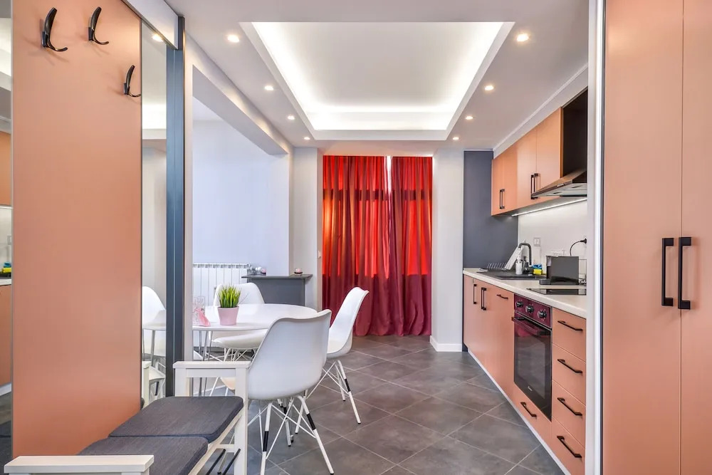 FM Luxury 1-BDR Apartment - ROSE