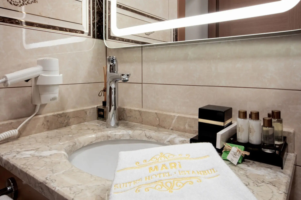 Mari Suites Hotel