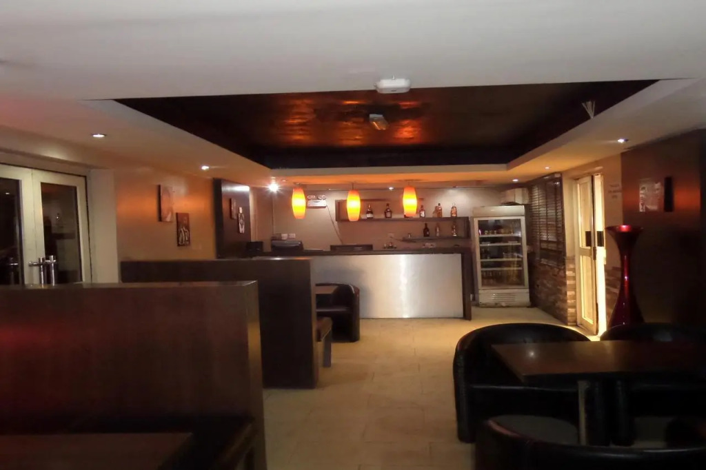 Silver Grandeur Hotel
