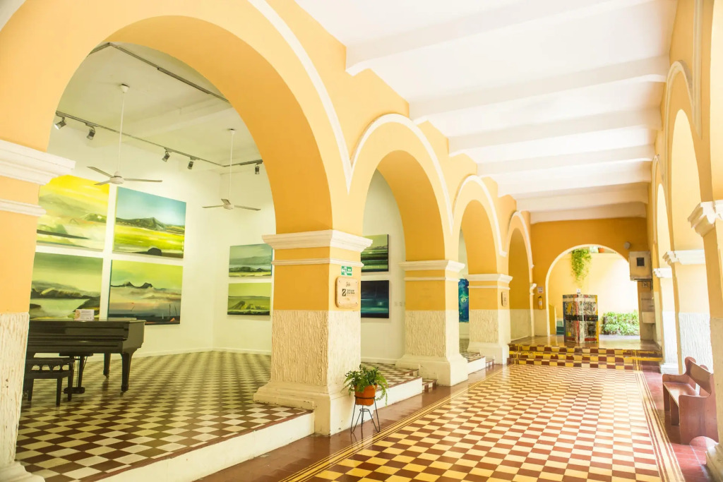 El Claustro Hotel House