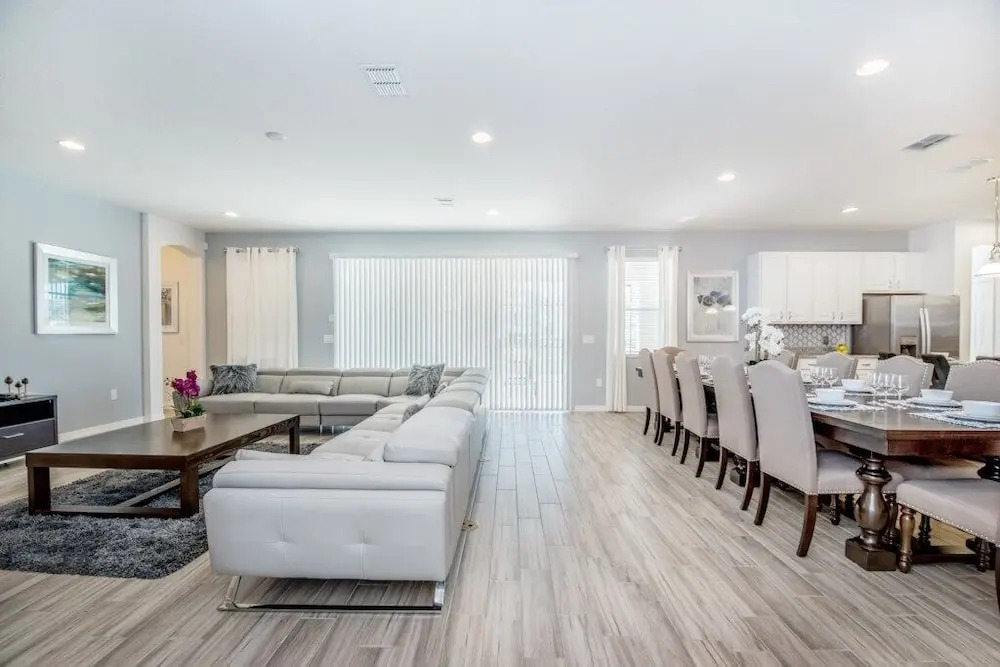 11 Bed 9.5 Bath 4792 Sq Ft In Solterra! 11 Bedroom Villa