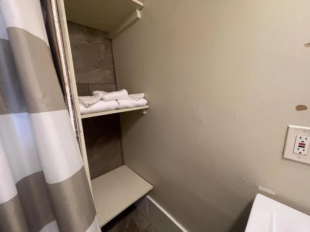 Suite 2 - Private Suite Historical Home