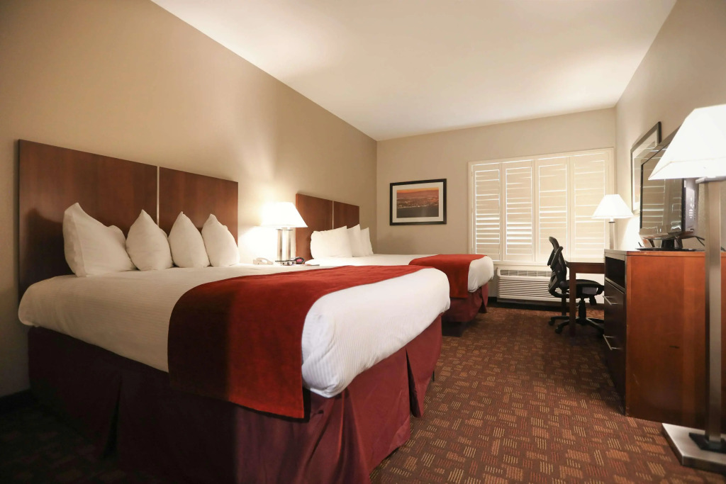Best Western Lanai Garden Inn & Suites