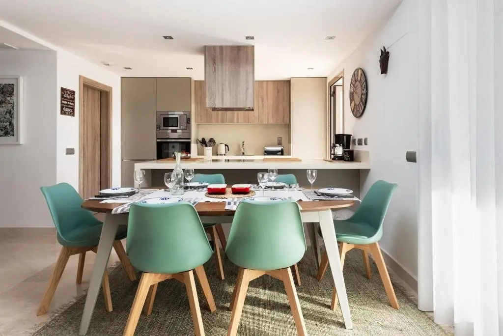 3BR Luxury Frontline Golf Elegant Corner apartment
