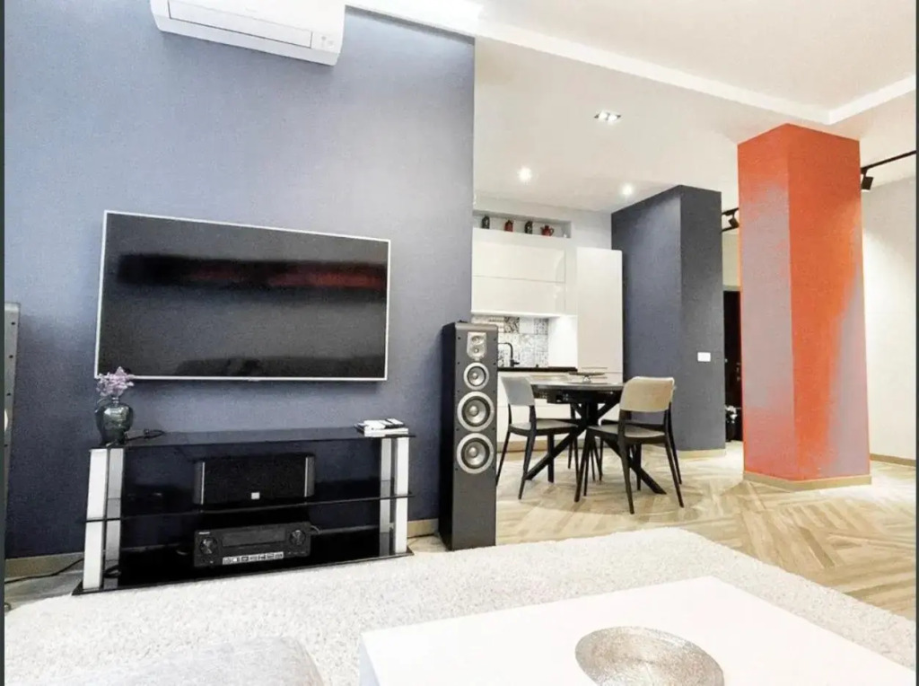Most City area 2-bedroom Lux, Ekaterinoslav square