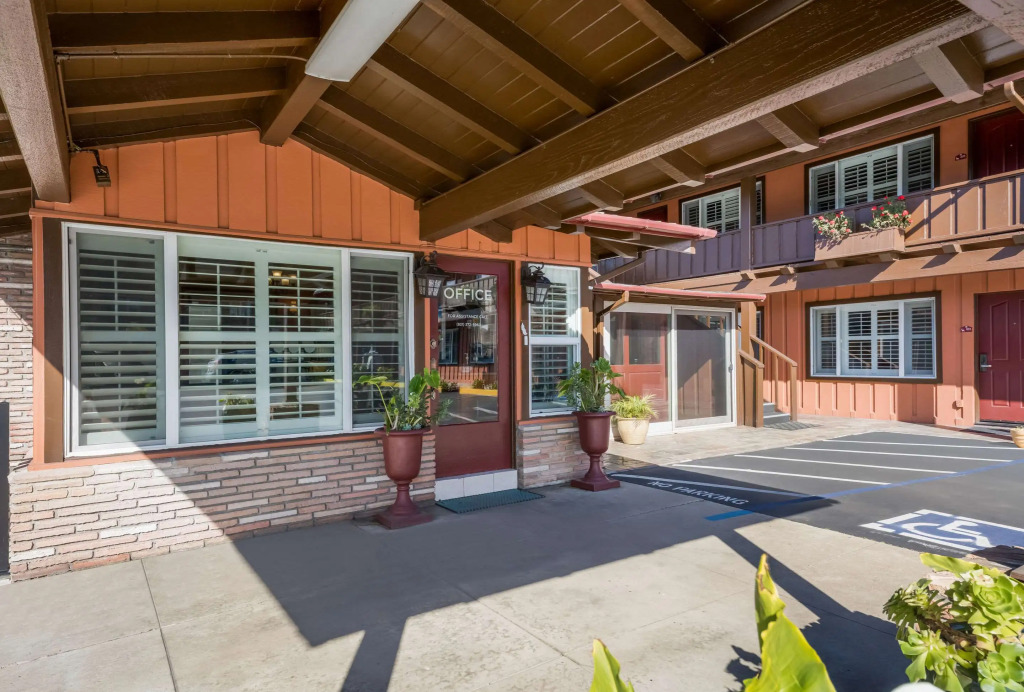 Clarion Collection Wilkies Inn Pacific Grove - Monterey