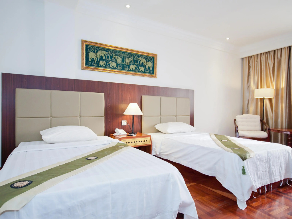 Diamond Hotel
