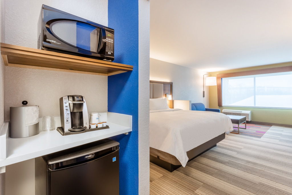 Holiday Inn Express & Suites - Florence - Cincinnati Airport by IHG