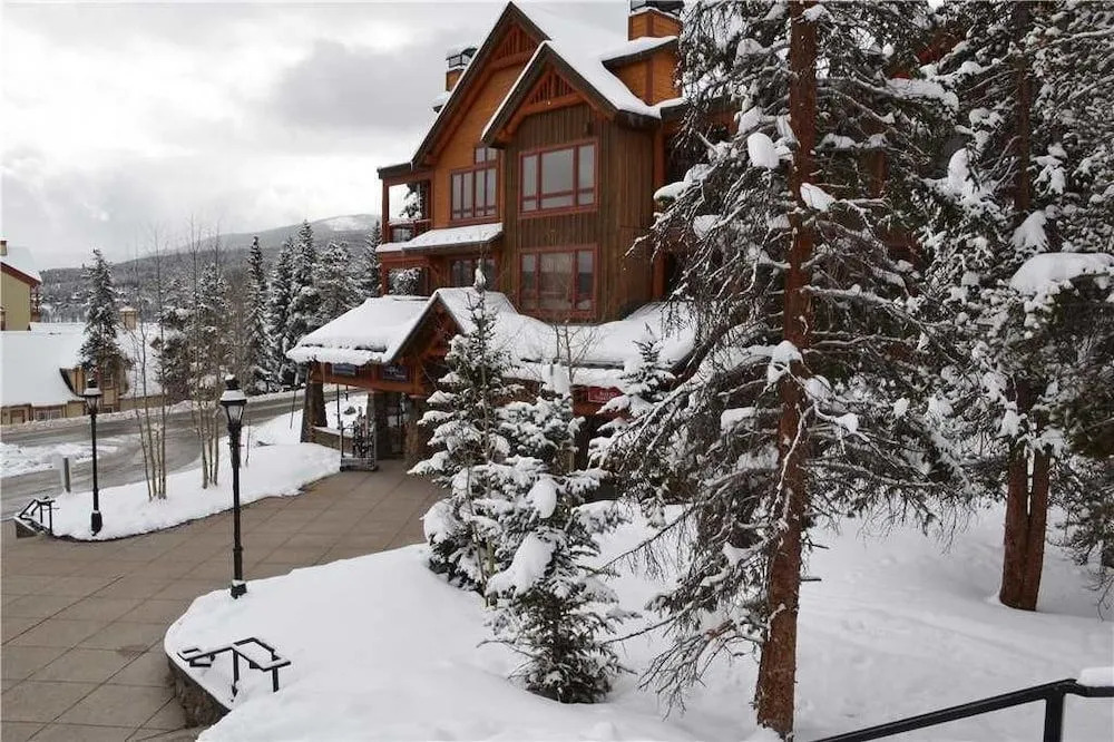 Saddlewood Townhomes Unit B48