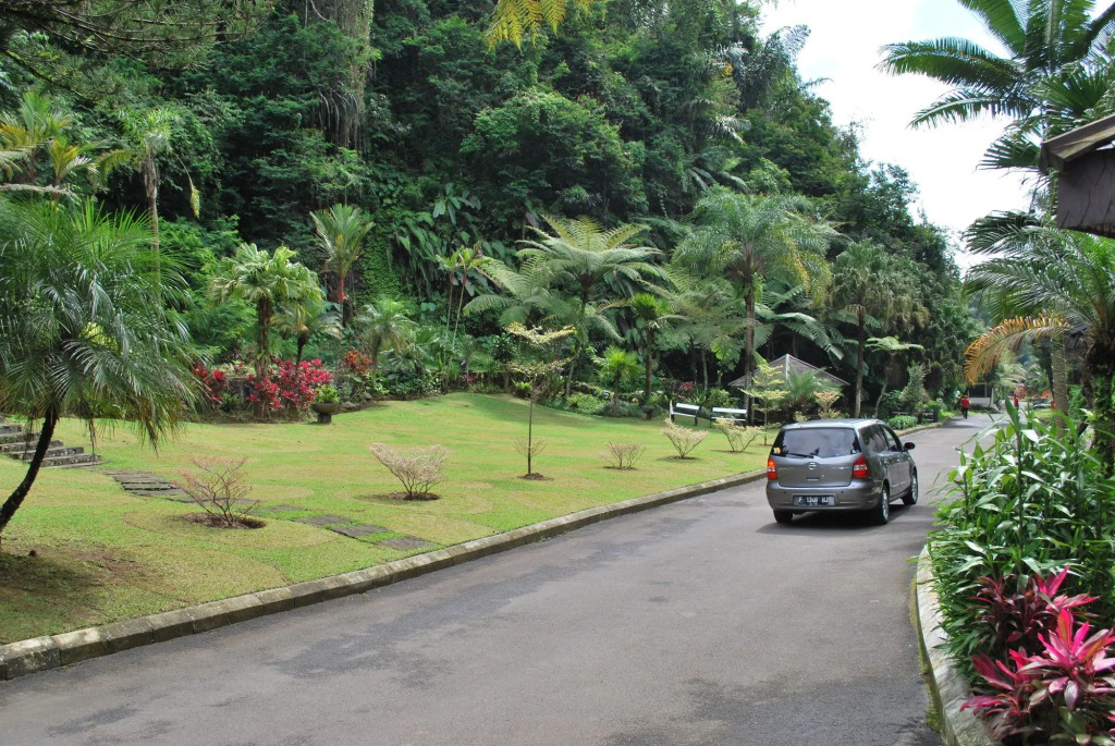Zuri Resort Cipanas