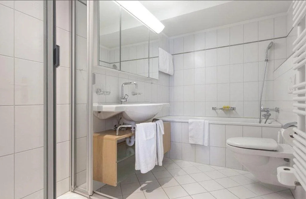 EMA House Hotel Suites