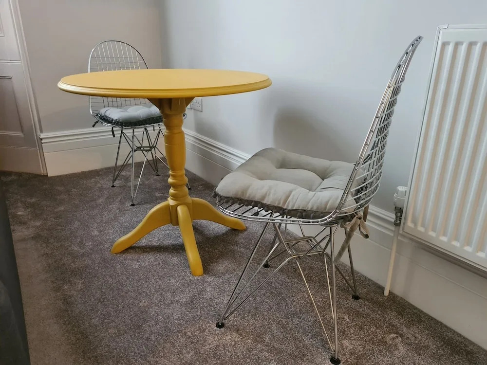 Boutique Torquay Apartment Sleeping Up To 6 People