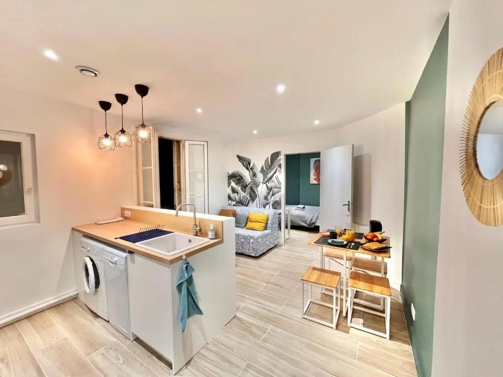 CLICHY QUARTIER VICTOR HUGO - Superbe appartement entièrement rénové
