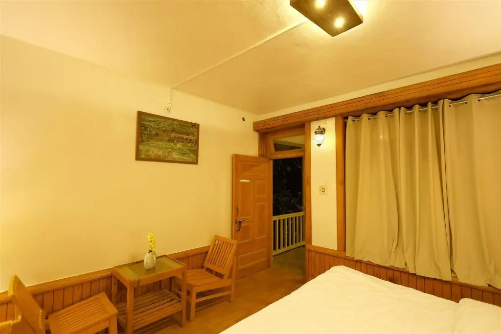 Beholden Stay & Cafe-Mountain View Boutique Stay in Old Manali