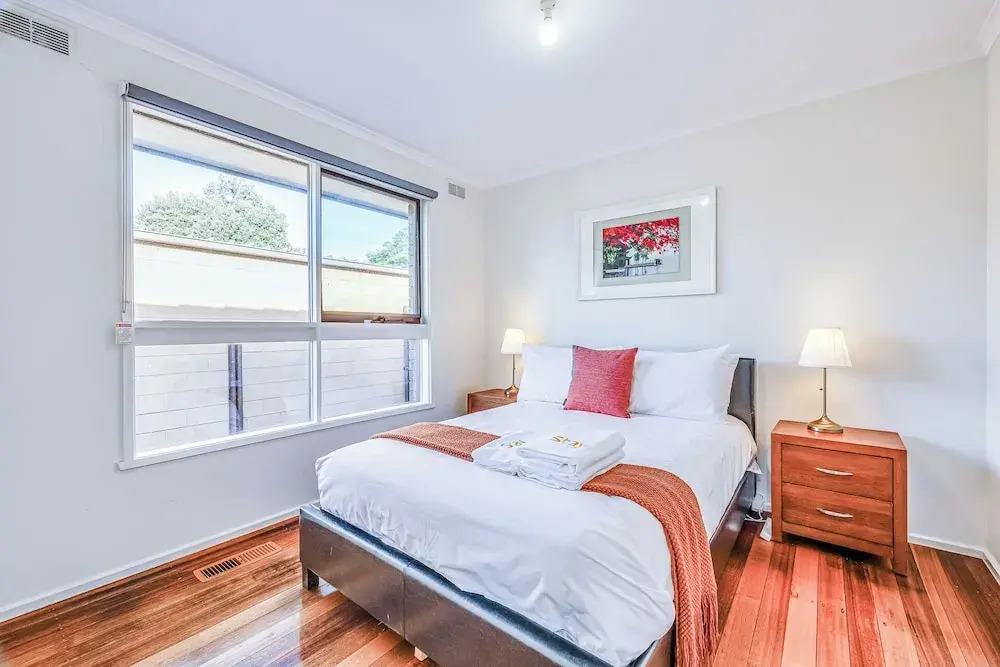 StayAU Newly Modern Comforts 3BRM Home Cranbourne