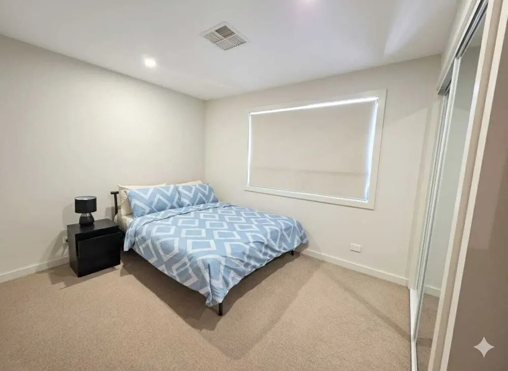 Stylish 2BR Retreat Near UC & Belconnen Mall