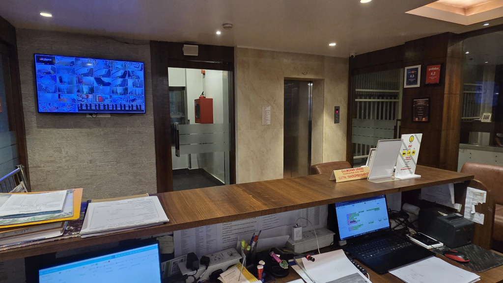 Hotel Gulmohar Grand