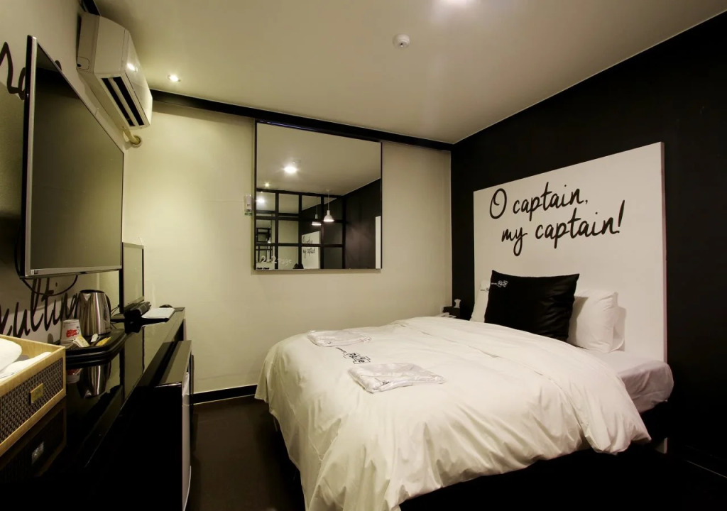 Page Hotel