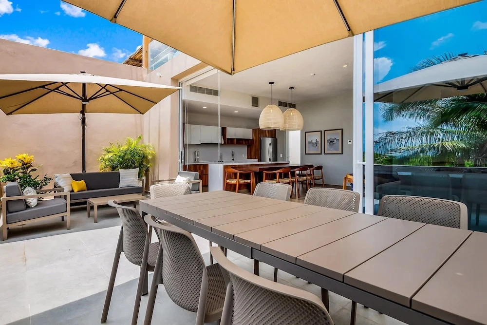 Ocean-view Getaway With Patio, Grill, Roof Deck, & On-site Pools