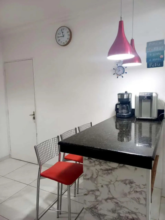 Apartamento Enseada Rua Colômbia