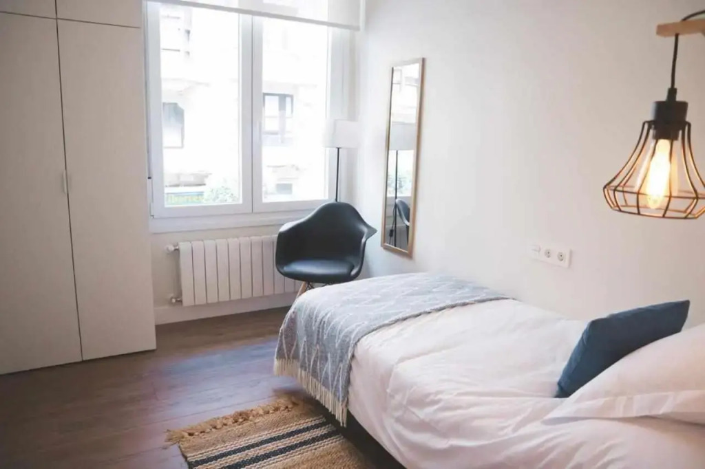 Homeloving apartment Bilbao centre with Parking space