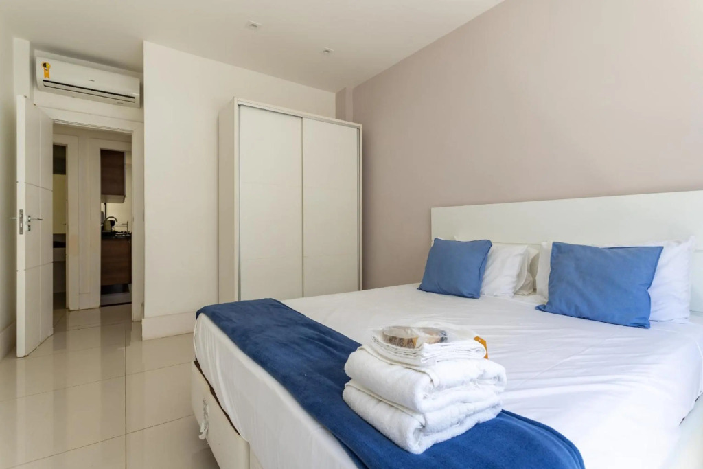 Pineapples SL1001 - Luxuoso apartamento à uma quadra da praia de Copacabana