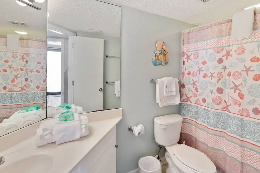 Windward Pointe 801 East Corner-unit Beachfront
