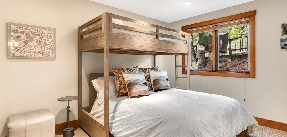 The Pear House by Tahoe Mountain Properties