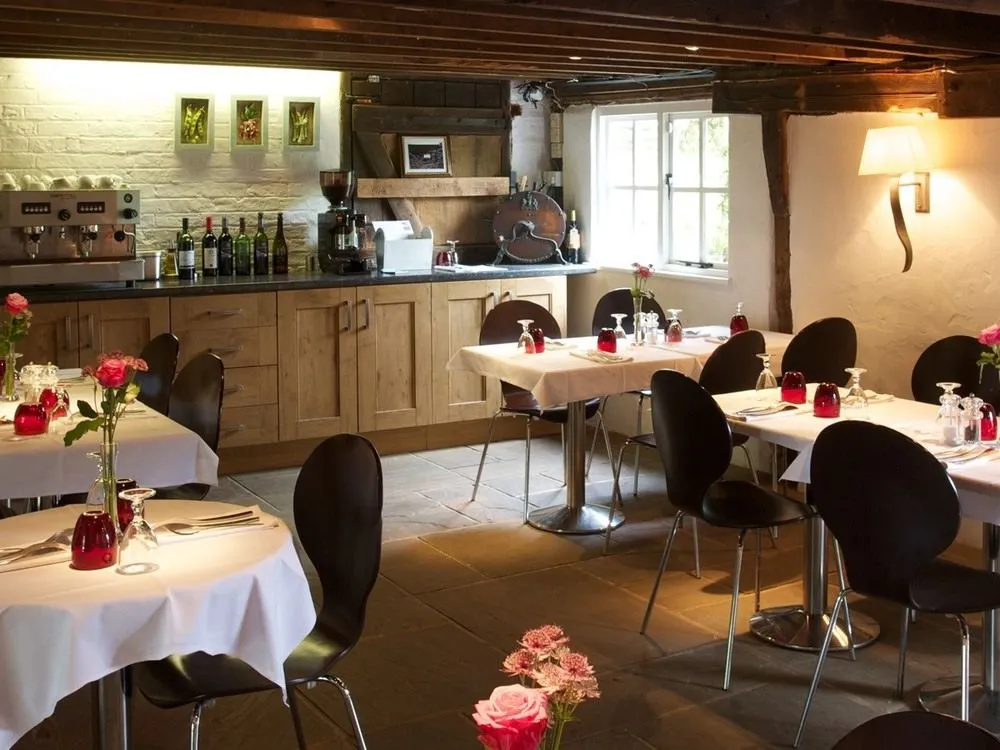The English Wine Centre