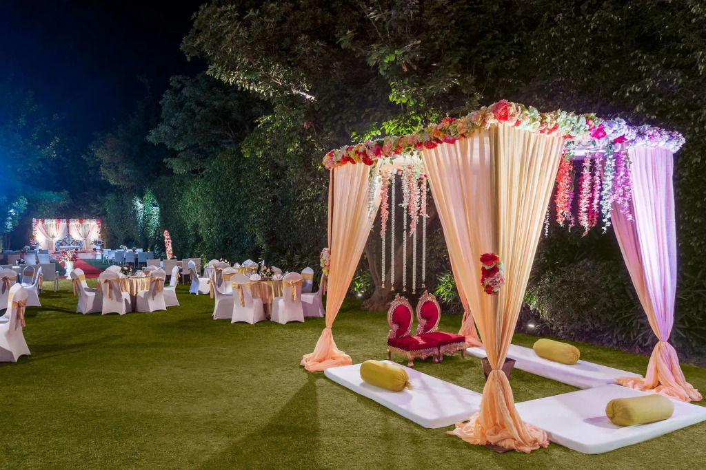 Golden Tulip City Centre Gurgaon