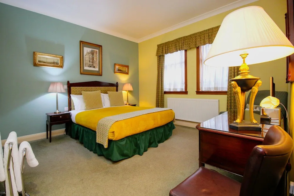 Glasgow Guest House