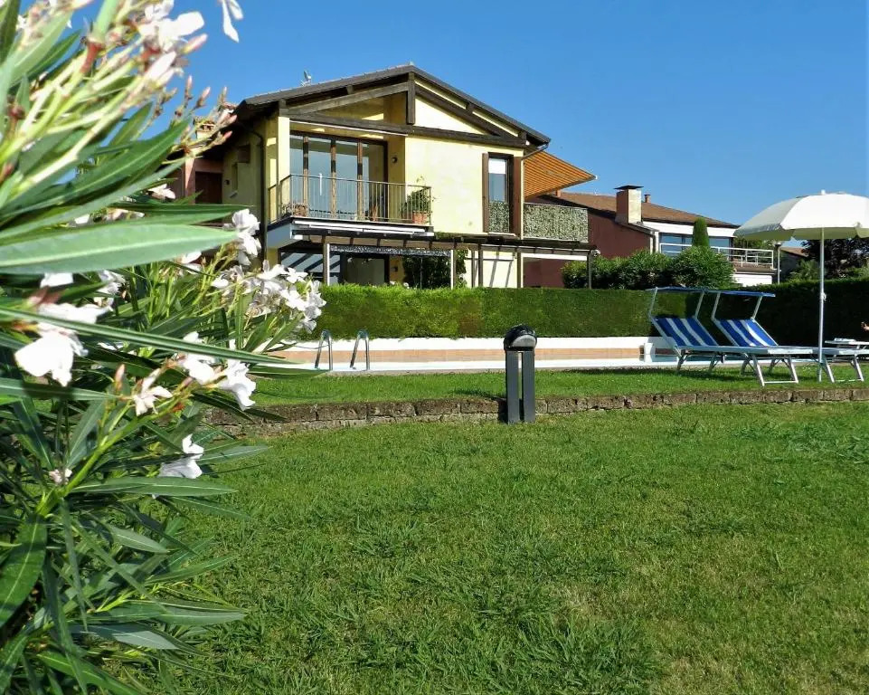 APARTMENTS BLITZ - Regarda Travel