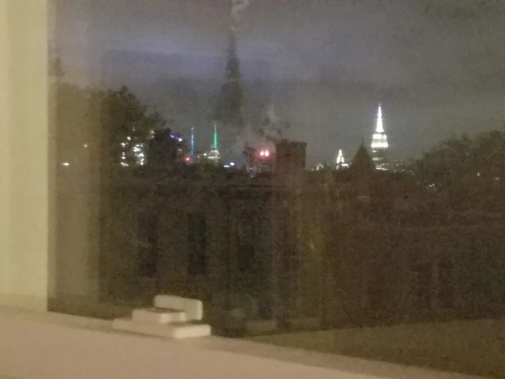 15 Mins to Times SQ & World Trade Center