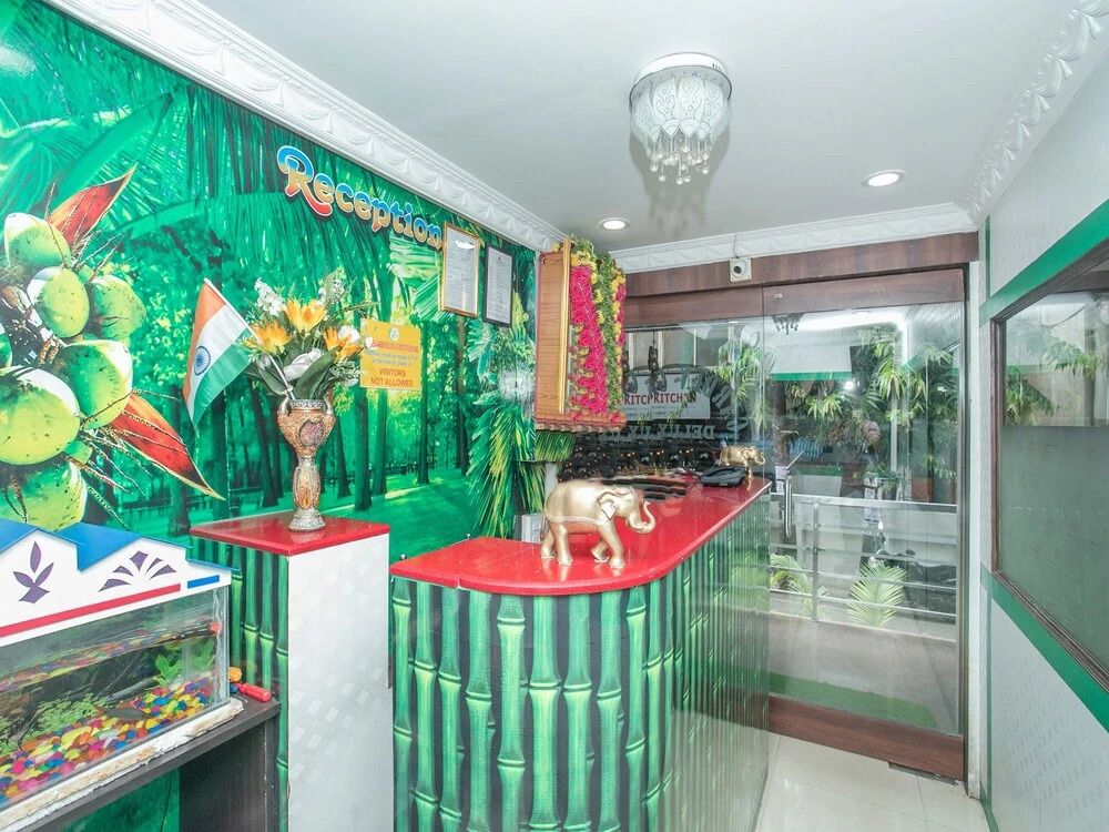 OYO 15269 Surya Inn