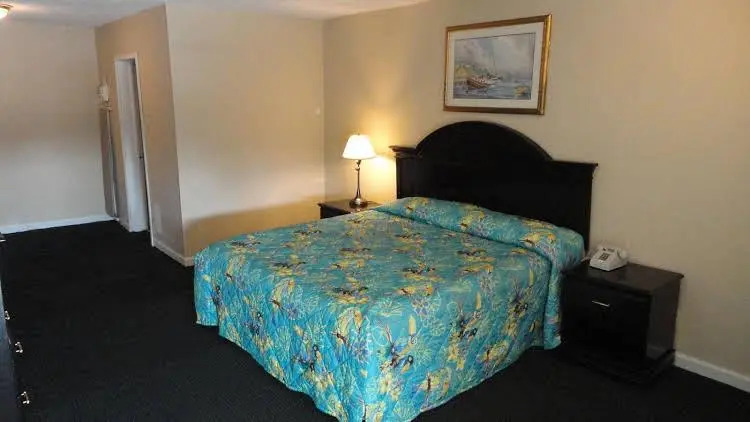 Western Inn - Pensacola