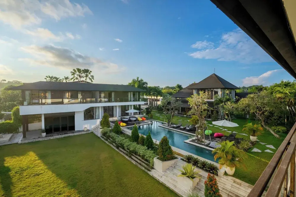 Mahameru Uluwatu