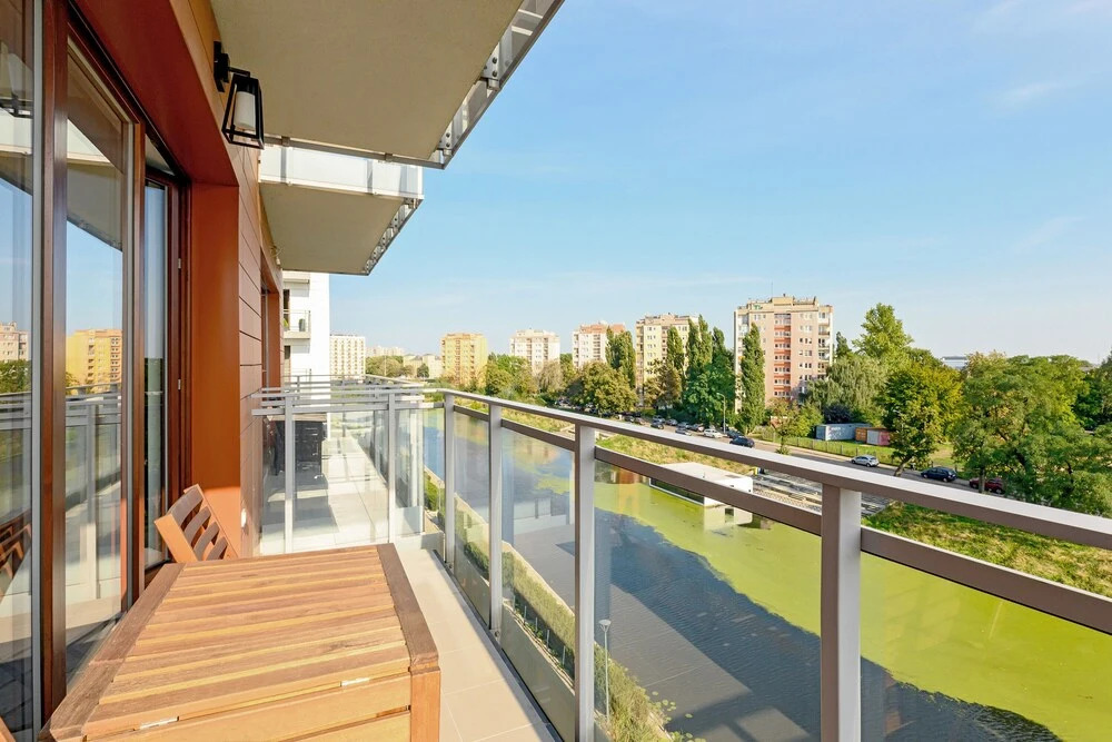 Aura Island Riverside by Downtown Apartments