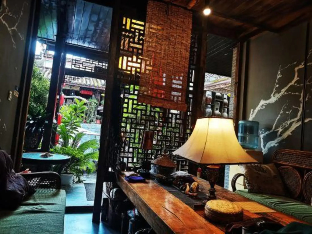 Shihong Inn