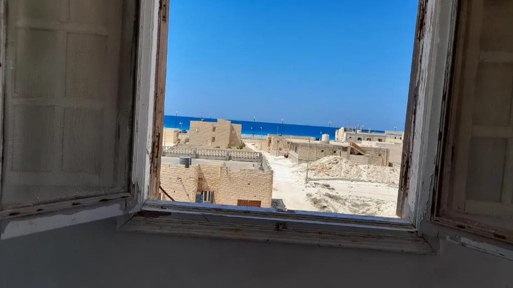 شقق ثلاث غرف بشاطئ الاصيل للايجار قرب الابيض