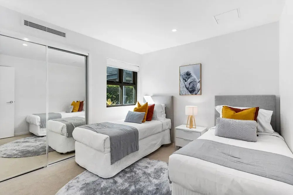 Spacious and Superb 3-bed Apartment