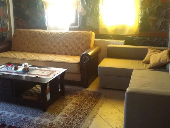 Eva Guesthouse