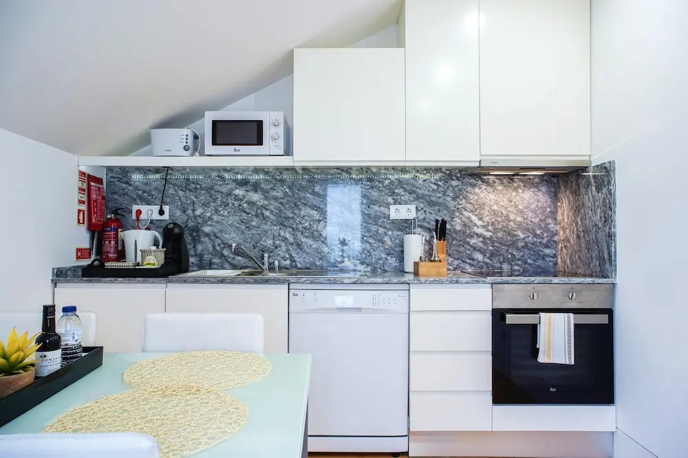 Apartment with One Bedroom in Porto, with Wonderful City View, Terrace And Wifi