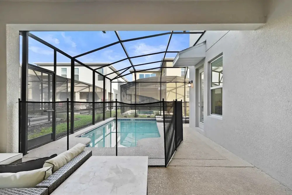 Luxurious Resort Home Near Disney & Shopping!
